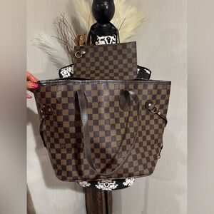 Elegant Checkered Brown Monogram Tote Bag with Wristlet